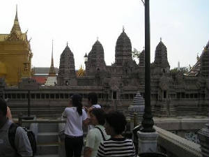 angkorwatmodel.jpg