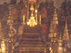 theemeraldbuddha.jpg